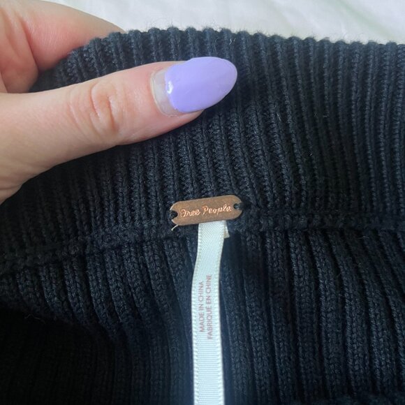 Free people black knit midi skirt with ruffled bottom - Picture 3 of 4